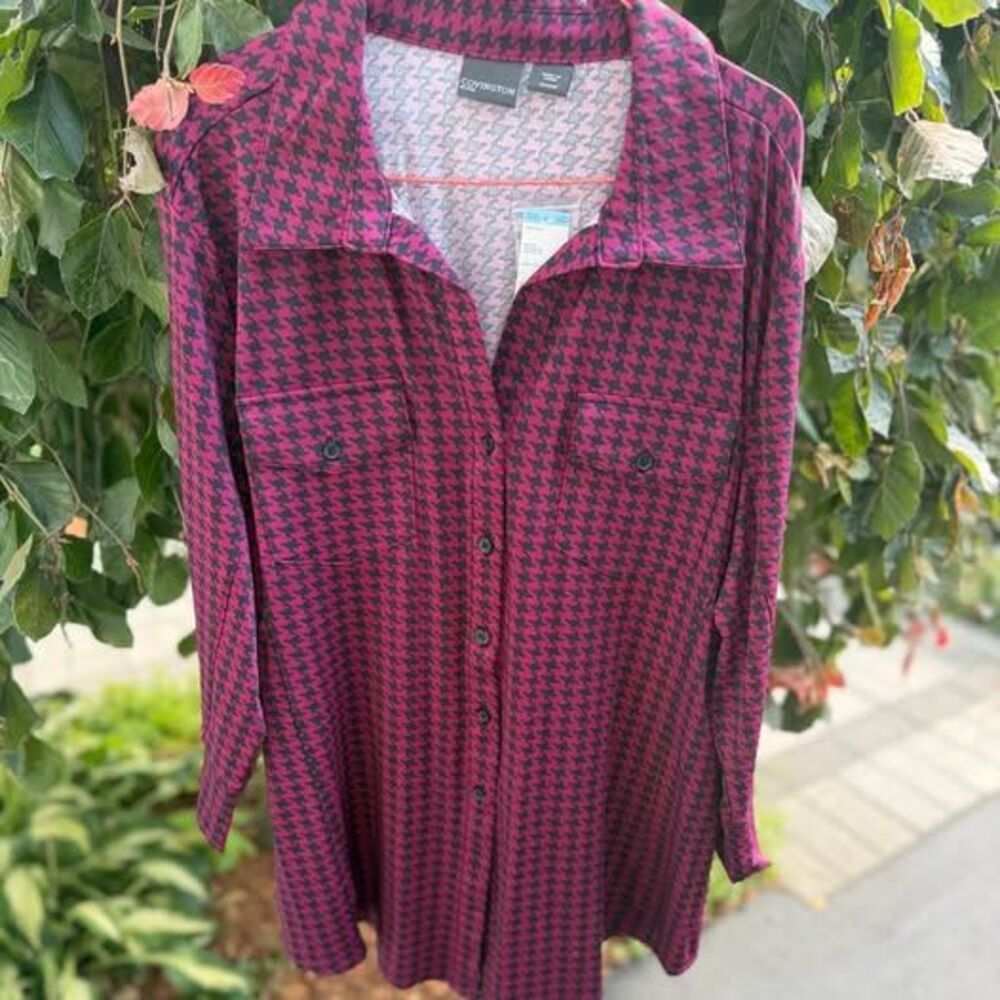 Covington  XL Petite Houndstooth Shirt Jacket – Magenta & Black Button